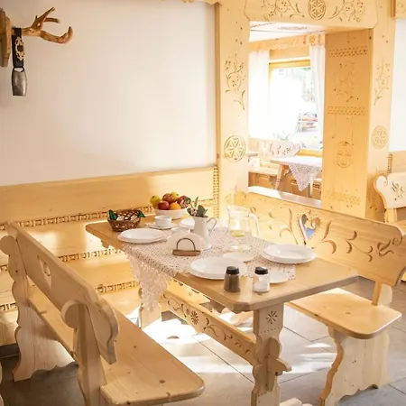 Siklawa Bed & Breakfast